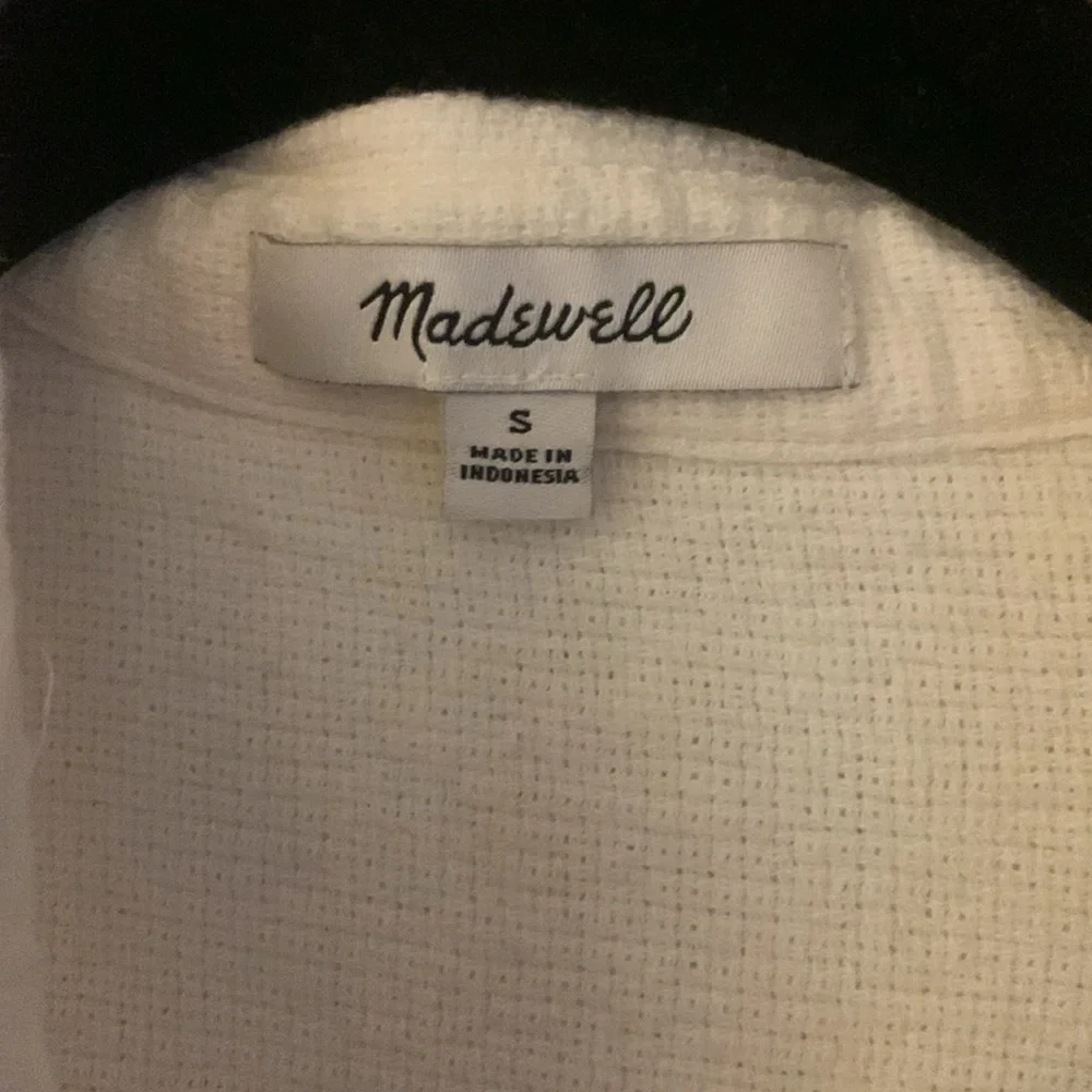 Madewell White Short-Sleeve Button-Down Shirt - Picture 4 of 5